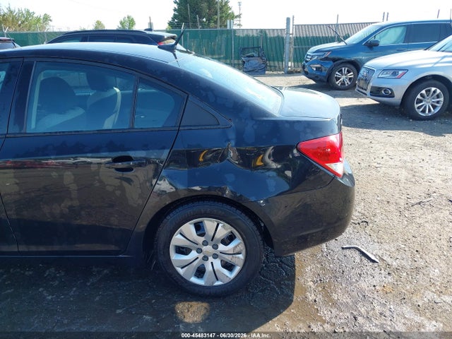 1G1PA5SH7E7174344 Chevrolet Cruze Ls Auto