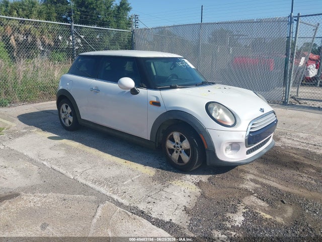 Продажа на аукционе авто 2014 Mini Hardtop Cooper, vin: WMWXM5C57ET932741, номер лота: 45483158