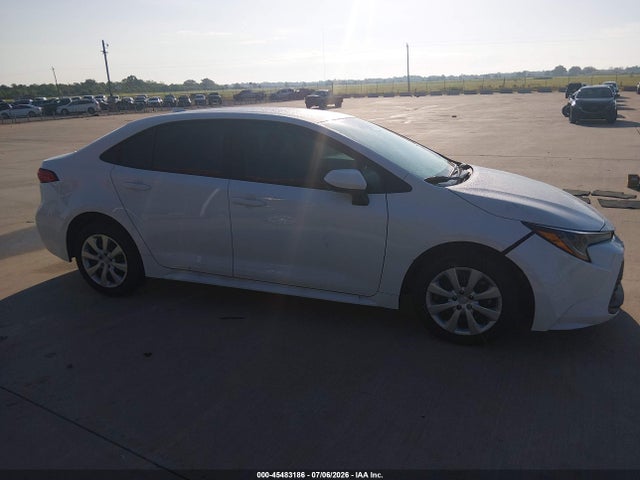 Toyota COROLLA LE 2026 5YFB4MDE0TP438764 Image 13