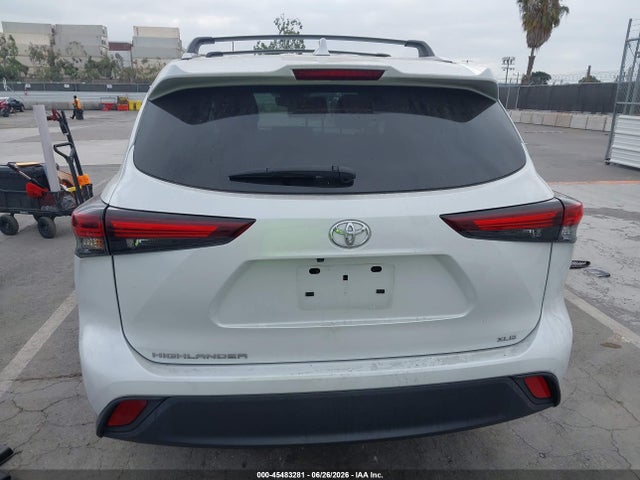 Toyota Highlander Xle 2024 5TDKDRAH2RS053430 Image 16