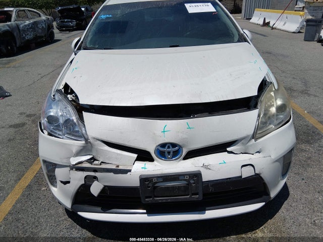 Toyota Prius Two 2015 JTDKN3DU8F0463635 Image 6