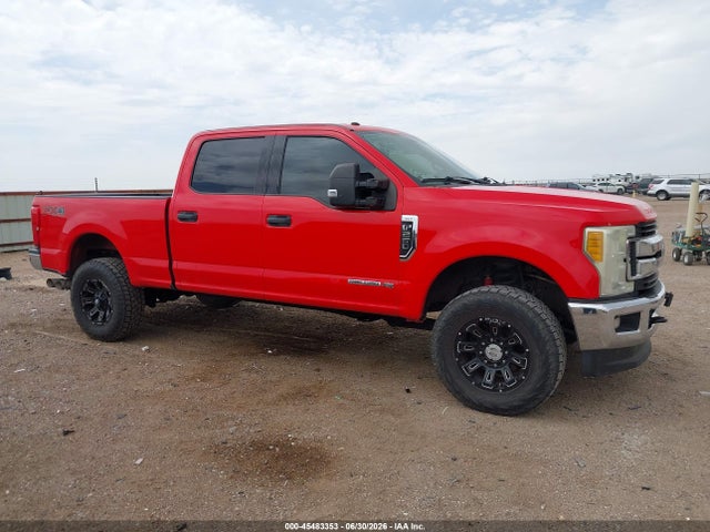 1FT7W2BT7HEB68989 Ford F-250 Xlt