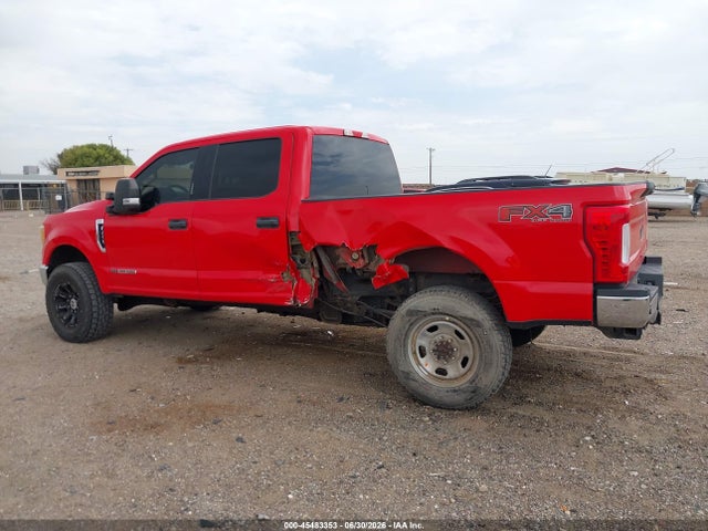 1FT7W2BT7HEB68989 Ford F-250 Xlt