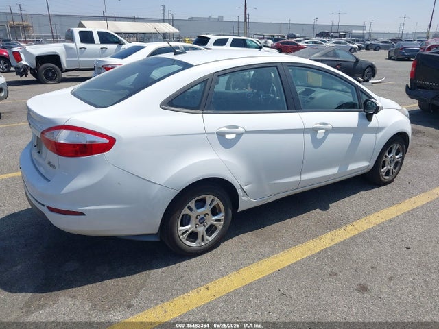 Ford FIESTA SE 2016 3FADP4BJ0GM112191 Image 4