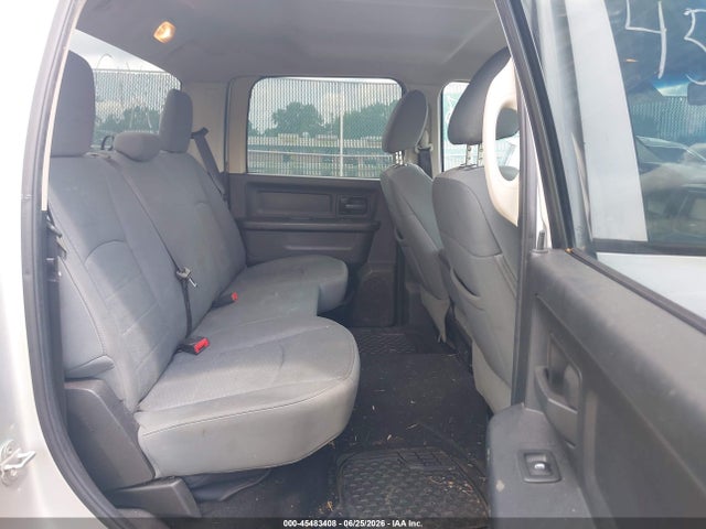 45483408 :رقم المزاد ، 3C6UR5HJ1EG113645 vin ، 2014 Ram 2500 Tradesman مزاد بيع