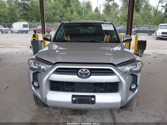 Toyota 4RUNNER SR5 2021 JTEMU5JR3M5922203 Image 13