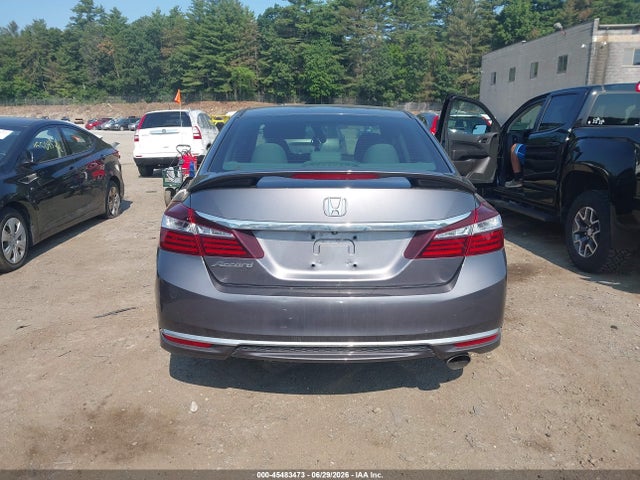 Honda ACCORD LX 2017 1HGCR2F35HA111490 Image 16
