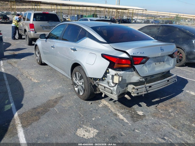 1N4BL4BV3LC141413 Nissan Altima S Fwd