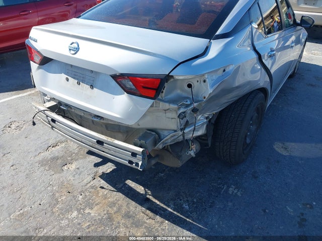 1N4BL4BV3LC141413 Nissan Altima S Fwd