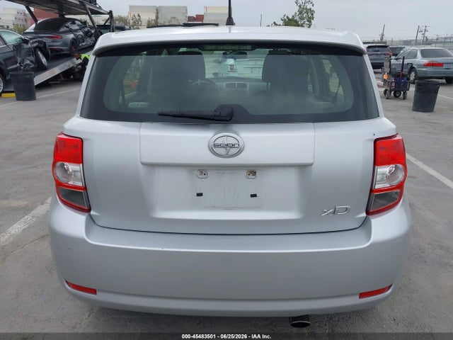 Scion XD 2014 JTKKUPB46E1043337 Image 16