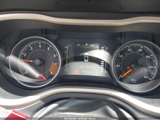 Jeep Cherokee Latitude 2015 1C4PJMCS8FW552240 Image 7