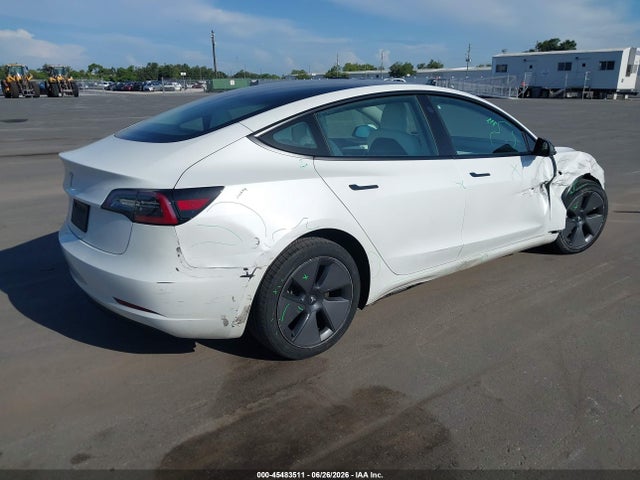 Tesla Model 3 Rear-wheel Drive 2023 5YJ3E1EA2PF423681 Image 4