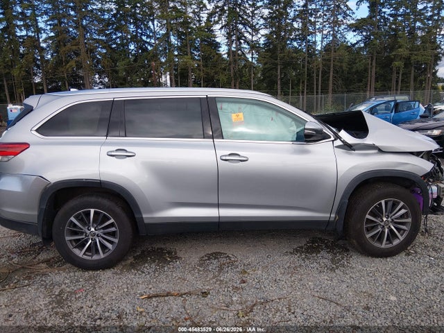 5TDJZRFH1KS982021 Toyota Highlander Xle