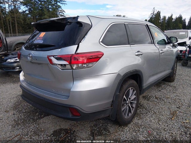5TDJZRFH1KS982021 Toyota Highlander Xle