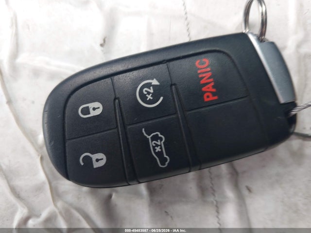 1C4RJEBG2GC422680 Jeep Grand Cherokee Limited