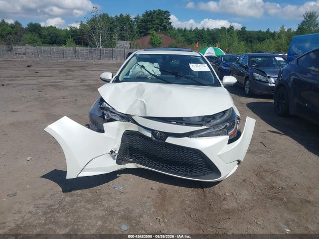 JTDEPRAE9LJ066223 Toyota COROLLA LE