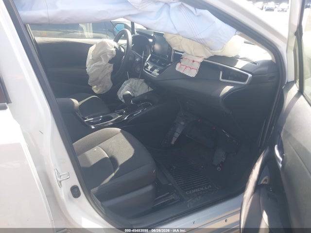 JTDEPRAE9LJ066223 Toyota COROLLA LE