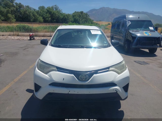 Toyota RAV4 LE 2017 2T3ZFREVXHW364352 Image 12