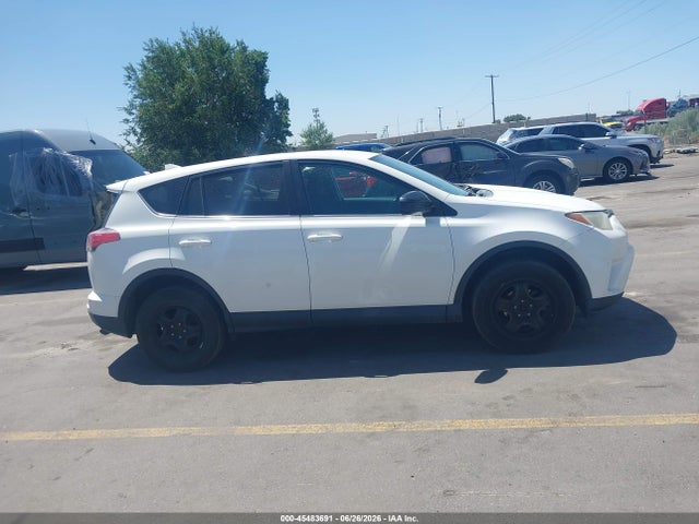 Toyota RAV4 LE 2017 2T3ZFREVXHW364352 Image 13