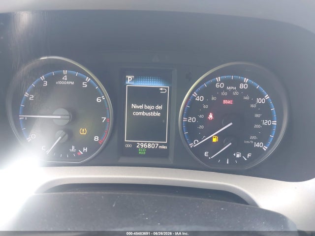 Toyota RAV4 LE 2017 2T3ZFREVXHW364352 Image 15