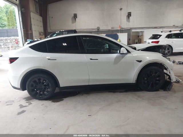 Продаж на аукціоні авто 2023 Tesla Model Y, vin: 7SAYGDEE2PF792211, номер лоту: 45483699
