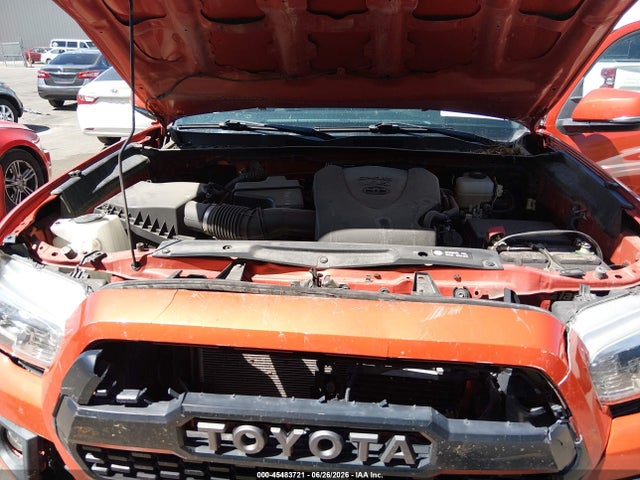 3TMCZ5AN0JM138565 Toyota Tacoma Trd Off Road
