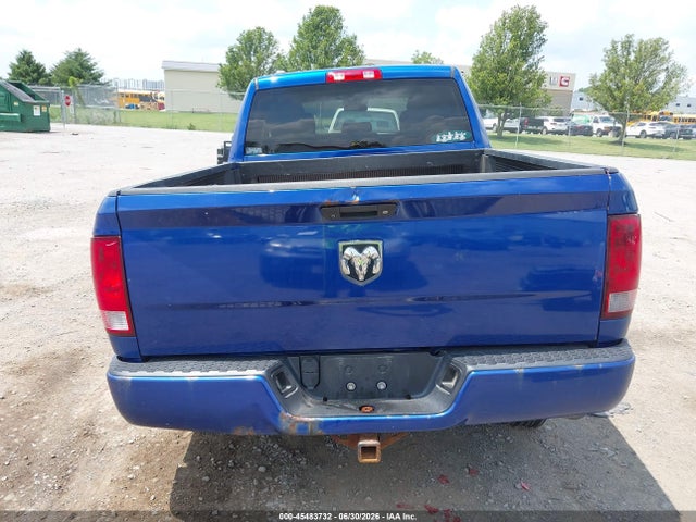 45483732 :رقم المزاد ، 1C6RR7FG2JS263856 vin ، 2018 Ram 1500 Express  4x4 6'4 Box مزاد بيع