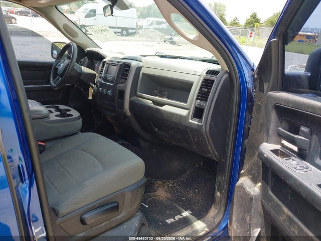 45483732 :رقم المزاد ، 1C6RR7FG2JS263856 vin ، 2018 Ram 1500 Express  4x4 6'4 Box مزاد بيع