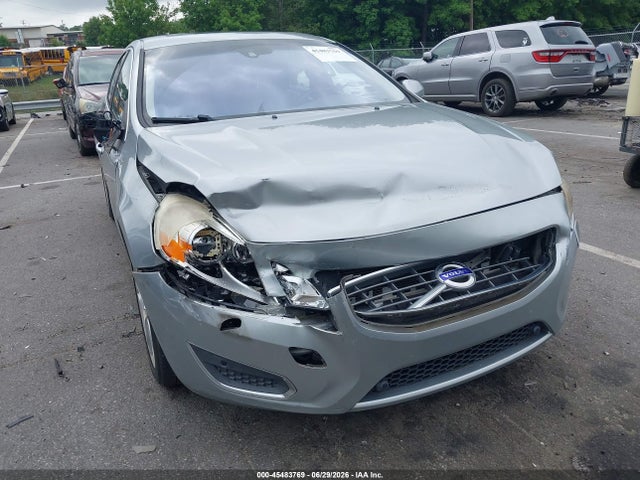 Продаж на аукціоні авто 2013 Volvo S60 T5/t5 Platinum/t5 Premier/t5 Premier Plus, vin: YV1612FS7D2171800, номер лоту: 45483769