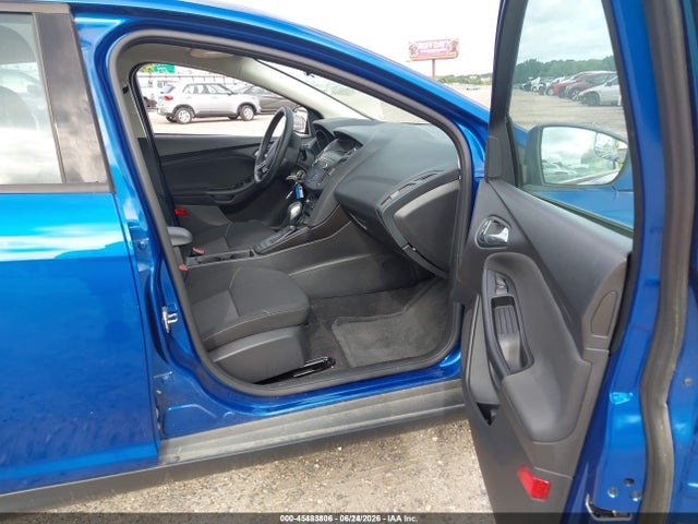 Ford FOCUS SE 2018 1FADP3F24JL327854 Image 5