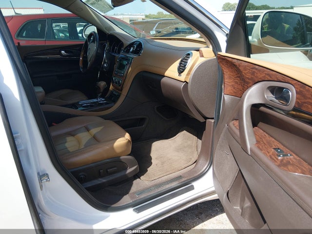 45483809 :رقم المزاد ، 5GAKRCKD8HJ127781 vin ، 2017 Buick Enclave Premium مزاد بيع