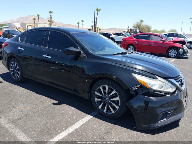 2017 1N4AL3AP5HC198518 main image