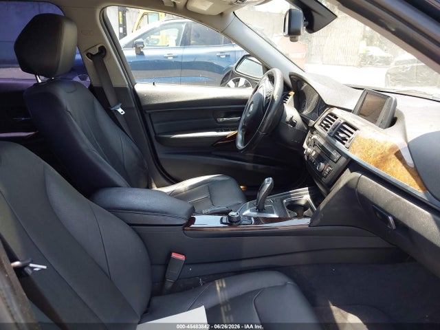 2014 Bmw 328i მანქანა იყიდება აუქციონზე, vin: WBA3C1C59EK112743, აუქციონის ნომერი: 45483842