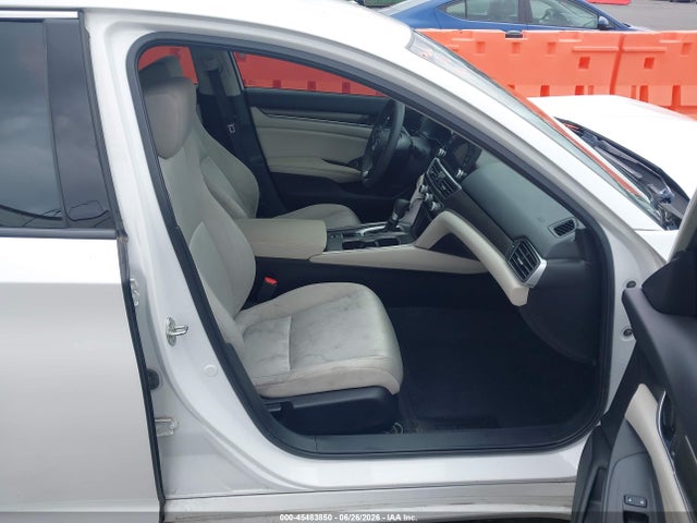 1HGCV1F19KA092616 Honda ACCORD LX