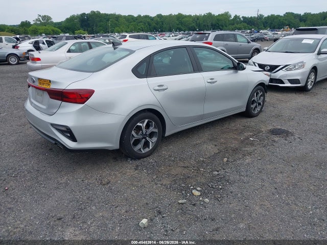 Aukcja sprzedaży 2021 Kia Forte Lxs, vin: 3KPF24AD1ME327288, numer aukcji: 45483914