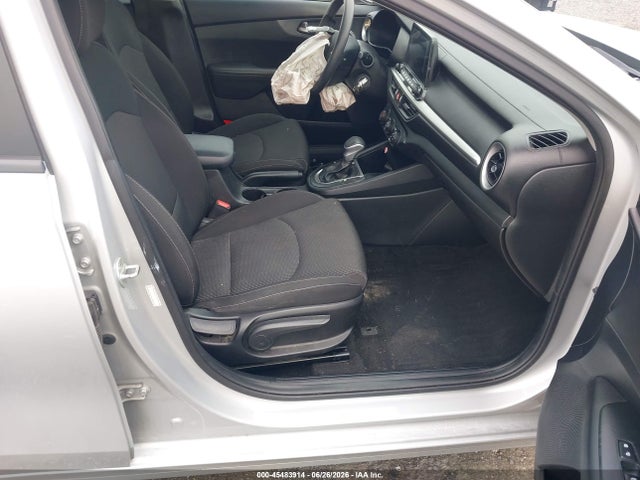 Aukcja sprzedaży 2021 Kia Forte Lxs, vin: 3KPF24AD1ME327288, numer aukcji: 45483914