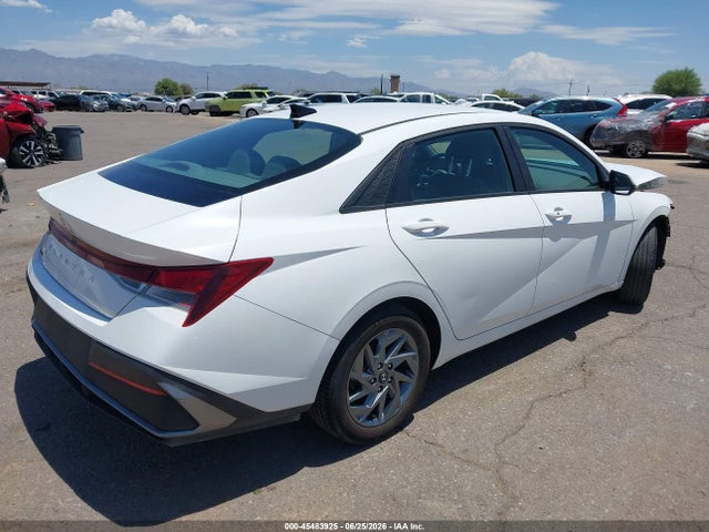 Hyundai ELANTRA SEL 2024 KMHLM4DG1RU651767 Image 4