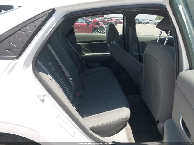 Hyundai ELANTRA SEL 2024 KMHLM4DG1RU651767 Image 8