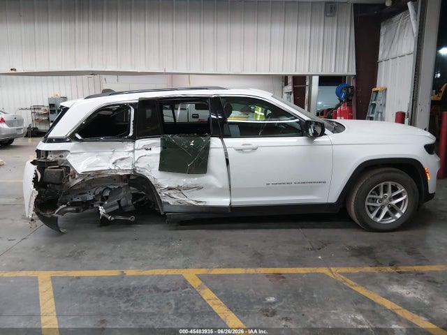 1C4RJGAG4R8604321 Jeep Grand Cherokee Laredo X 4x2