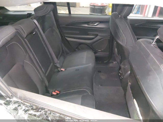 1C4RJGAG4R8604321 Jeep Grand Cherokee Laredo X 4x2