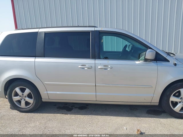 2011 Volkswagen Routan Se მანქანა იყიდება აუქციონზე, vin: 2V4RW3DG6BR739855, აუქციონის ნომერი: 45483943