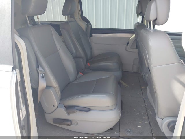 2011 Volkswagen Routan Se მანქანა იყიდება აუქციონზე, vin: 2V4RW3DG6BR739855, აუქციონის ნომერი: 45483943