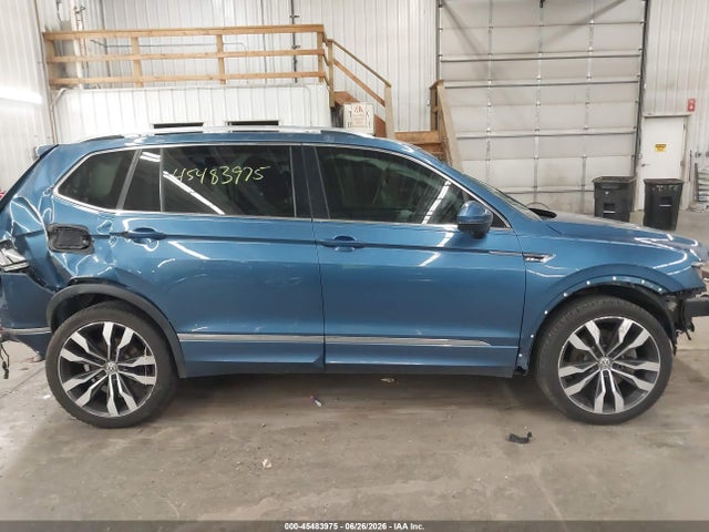 Продаж на аукціоні авто 2019 Volkswagen Tiguan 2.0t Sel Premium/2.0t Sel Premium R-line, vin: 3VV4B7AX3KM072196, номер лоту: 45483975