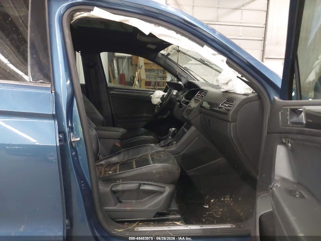 Продаж на аукціоні авто 2019 Volkswagen Tiguan 2.0t Sel Premium/2.0t Sel Premium R-line, vin: 3VV4B7AX3KM072196, номер лоту: 45483975
