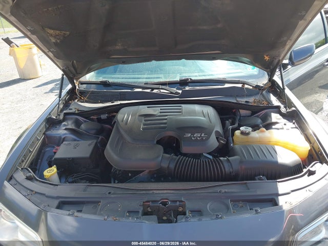 Auction sale of the 2015 Chrysler 300 Limited, vin: 2C3CCAAG6FH818475, lot number: 45484020