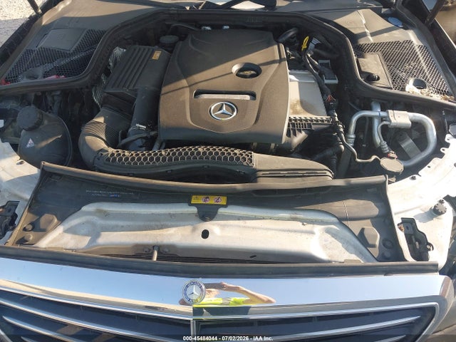 Aukcja sprzedaży 2017 Mercedes-benz C 300 Luxury 4matic, vin: 55SWF4KBXHU208428, numer aukcji: 45484044