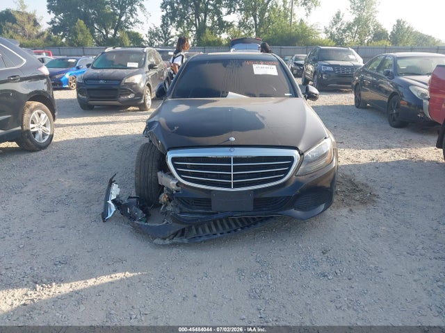 Aukcja sprzedaży 2017 Mercedes-benz C 300 Luxury 4matic, vin: 55SWF4KBXHU208428, numer aukcji: 45484044