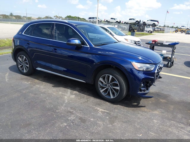 Auction sale of the 2021 Audi Q5 Premium 45 Tfsi Quattro S Tronic, vin: WA1AAAFYXM2024654, lot number: 45484074
