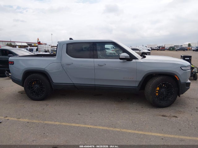 Rivian R1t Adventure 2022 7FCTGAAA5NN009948 Image 14