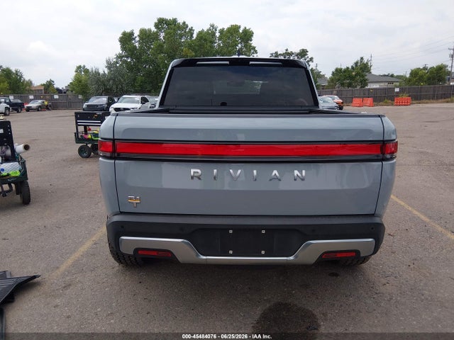 Rivian R1t Adventure 2022 7FCTGAAA5NN009948 Image 17